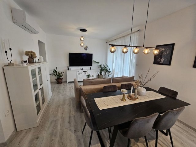 Eladó téglalakás, Pécsett 96.9 M Ft, 4 szobás