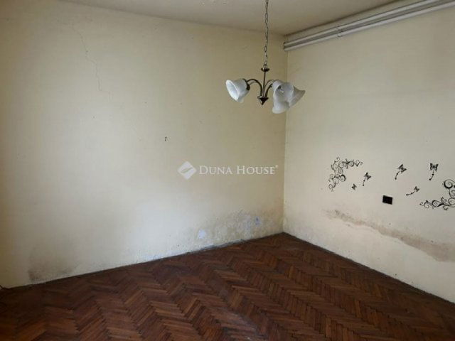 Eladó családi ház, Budapesten, XVII. kerületben 75 M Ft