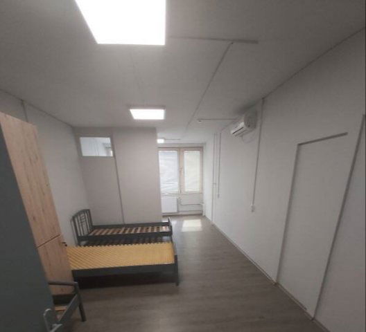 Eladó családi ház, Budapesten, III. kerületben 399.96 M Ft