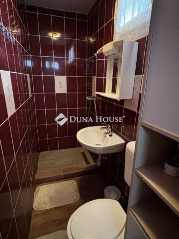 Eladó családi ház, Debrecenben 23 M Ft, 1 szobás