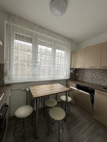 Eladó panellakás, Budapesten, III. kerületben 70.9 M Ft, 2 szobás