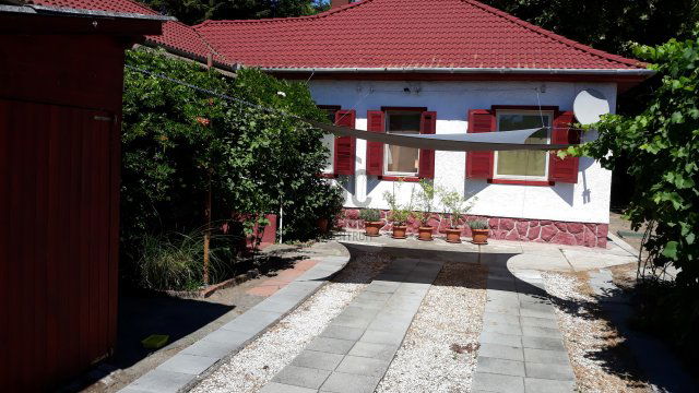 Eladó családi ház, Siófokon 119 M Ft, 3 szobás