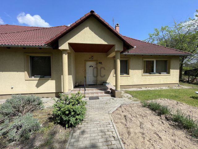 Eladó családi ház, Kecskeméten 84.9 M Ft, 5 szobás
