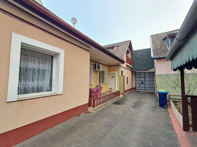 Eladó családi ház, Budapesten, XV. kerületben 139.9 M Ft