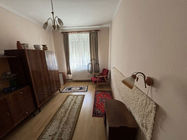 Kiadó téglalakás, albérlet, Várpalotán 120 E Ft / hó