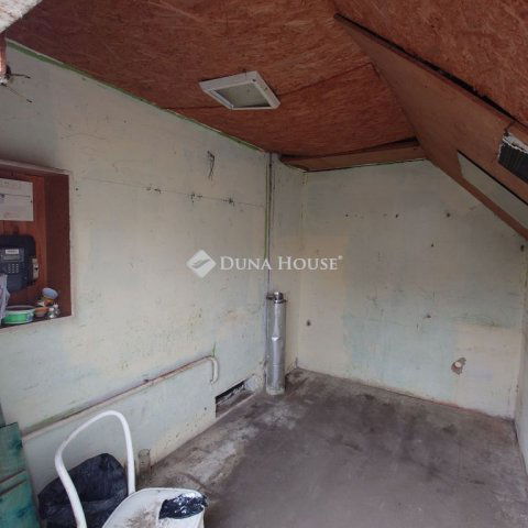 Eladó családi ház, Tápióságon 21.9 M Ft, 2 szobás