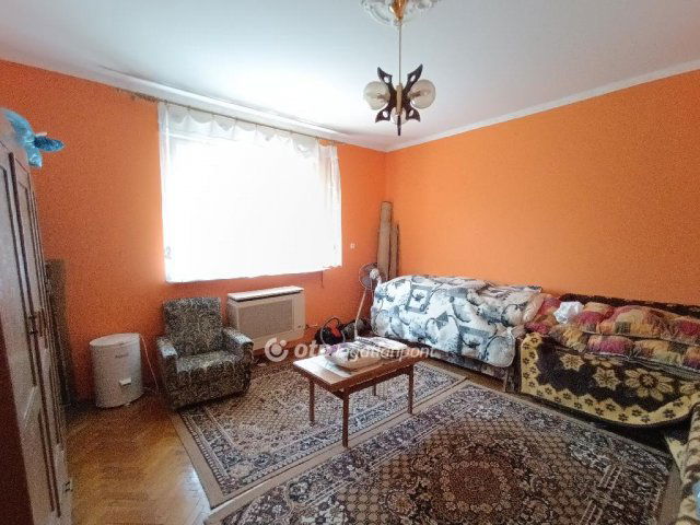 Eladó családi ház, Mándokon 11 M Ft, 2 szobás