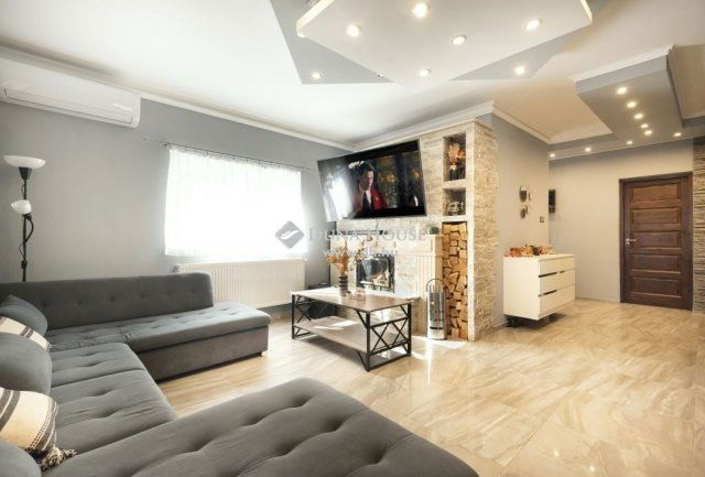 Eladó családi ház, Tokodon 109 M Ft, 5 szobás