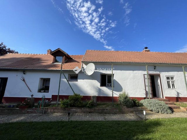 Eladó családi ház, Olaszfán 29.9 M Ft, 3 szobás