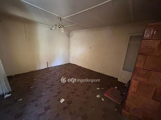 Eladó családi ház, Hajdúszoboszlón 15 M Ft, 1+1 szobás