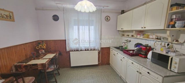 Eladó családi ház, Nagykanizsán 36 M Ft, 5 szobás