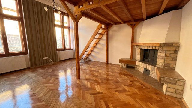Kiadó téglalakás, albérlet, Debrecenben 250 E Ft / hó, 3 szobás