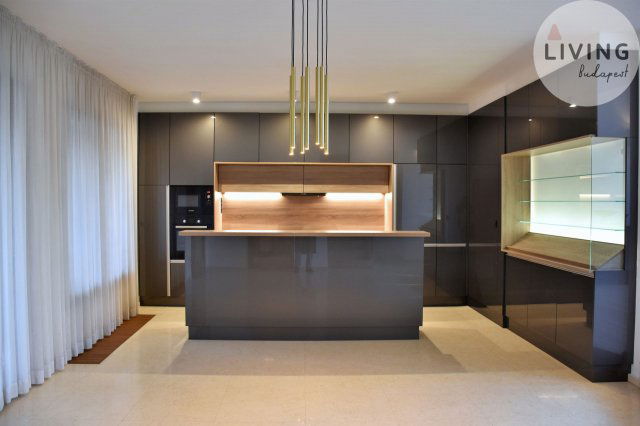 Kiadó téglalakás, albérlet, VI. kerületben, Andrássy úton