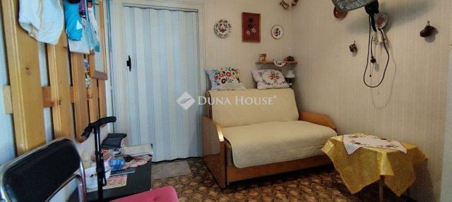 Eladó nyaraló, Tóalmáson 18.5 M Ft, 2 szobás