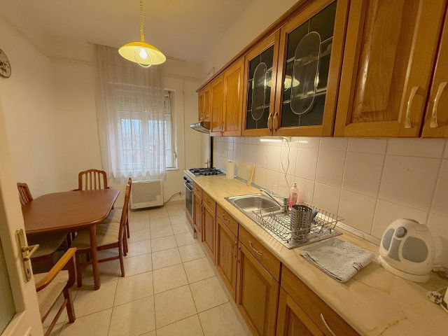 Eladó téglalakás, Debrecenben, Dobozi utcában 63 M Ft, 2 szobás