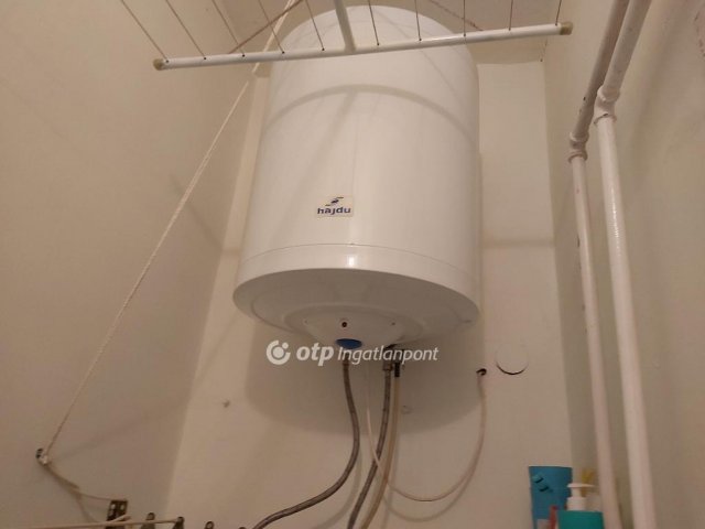 Eladó családi ház, Budapesten, XV. kerületben 69.5 M Ft