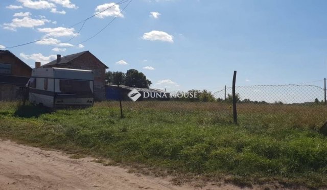 Eladó telek, Gyálon 8 M Ft / költözzbe.hu