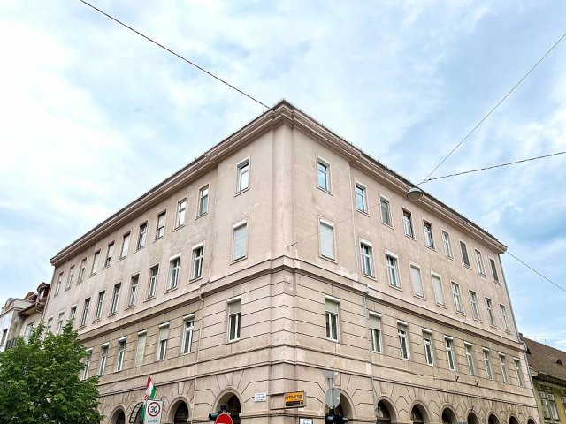 Eladó téglalakás, Budapesten, II. kerületben 48 M Ft, 1 szobás