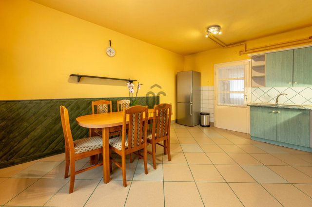 Eladó családi ház, Piliscsabán 170 M Ft, 5 szobás