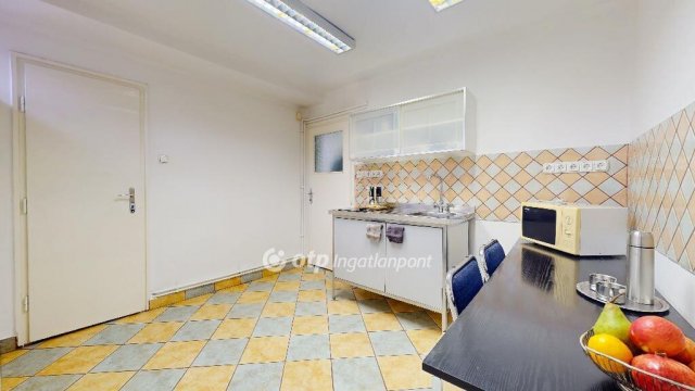 Eladó iroda, Budapesten, X. kerületben 232 M Ft, 6 szobás