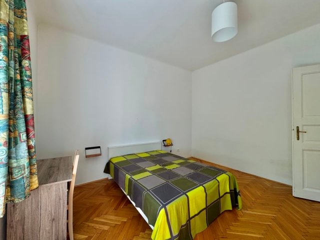 Kiadó téglalakás, albérlet, Pécsett, Igló utcában, 1 szobás