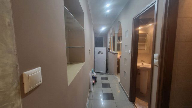 Eladó családi ház, Egerben 159 M Ft, 5 szobás