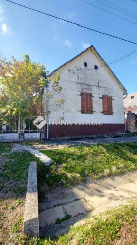 Eladó családi ház, Várongon 9.9 M Ft, 1 szobás