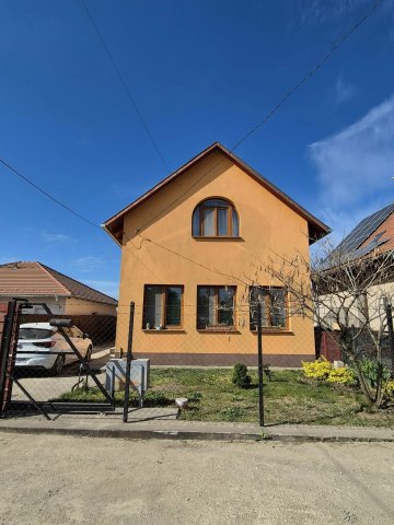 Eladó családi ház, Erdőkertesen 104.9 M Ft, 2+2 szobás