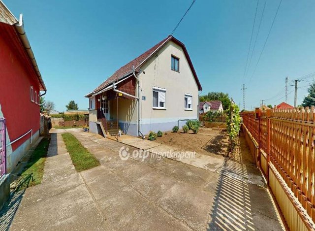 Eladó családi ház, Tiszavasváriban 32 M Ft, 3 szobás