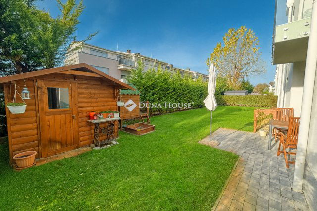 Eladó téglalakás, Kecskeméten 105.4 M Ft, 4 szobás