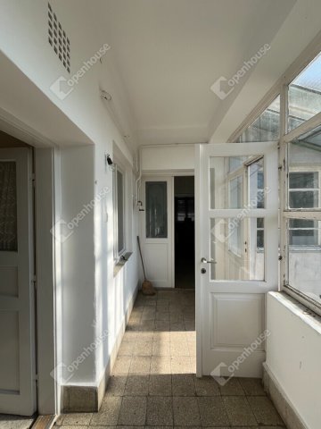 Eladó családi ház, Hegykőn 73.9 M Ft, 3 szobás