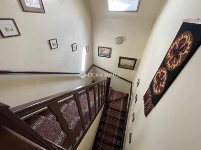 Eladó családi ház, Kecskeméten 160 M Ft, 6 szobás