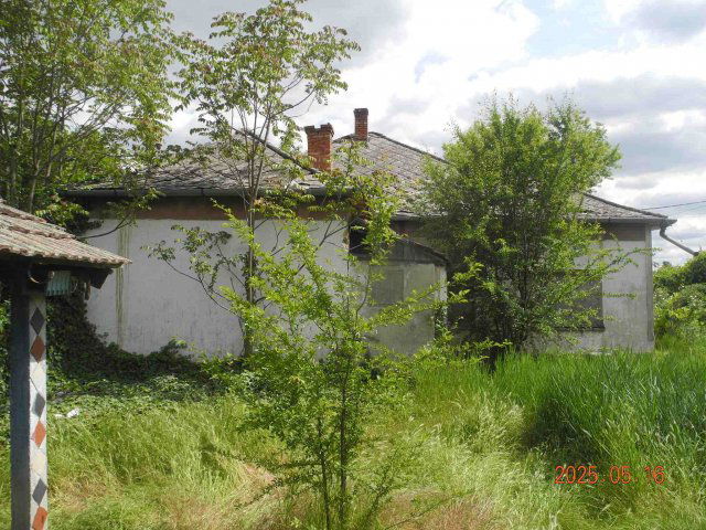 Eladó családi ház, Tiszapüspökin 4.4 M Ft, 2 szobás