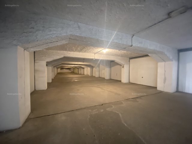 Kiadó garázs, Kaposváron 30 E Ft / hó / költözzbe.hu