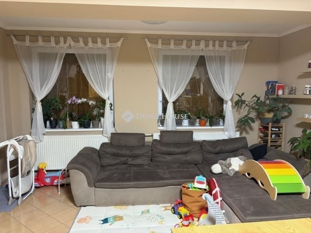 Eladó családi ház, Lepsényben 70.9 M Ft, 3 szobás