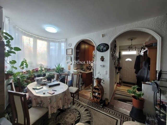 Eladó téglalakás, Üllőn 71.5 M Ft, 3 szobás