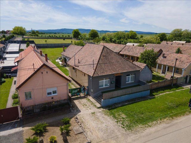 Eladó családi ház, Patakon 45 M Ft, 2 szobás