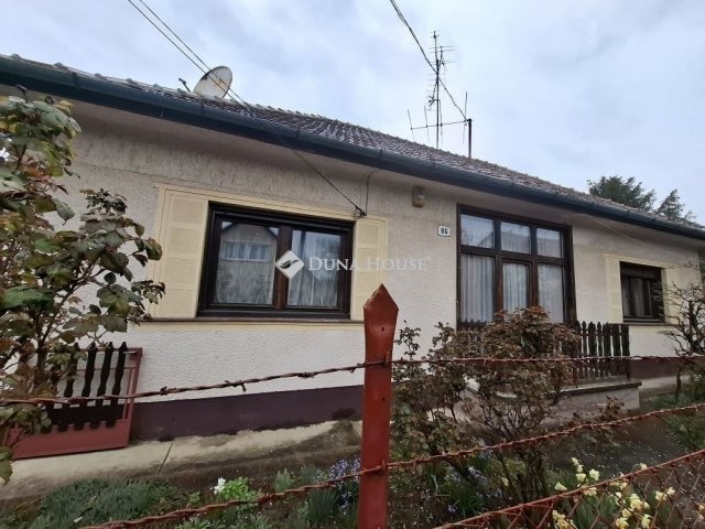 Eladó családi ház, Budapesten, XVII. kerületben 107 M Ft