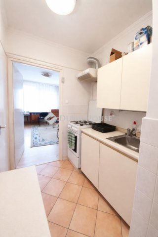 Kiadó panellakás, albérlet, Debrecenben 150 E Ft / hó, 1 szobás