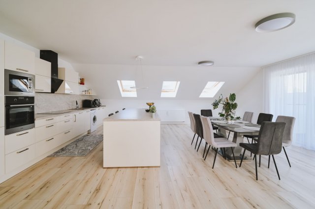 Eladó téglalakás, Bükön 92 M Ft, 3 szobás