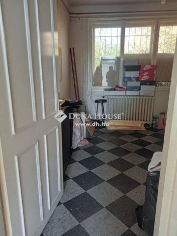 Eladó ipari ingatlan, Budapesten, X. kerületben 320 M Ft