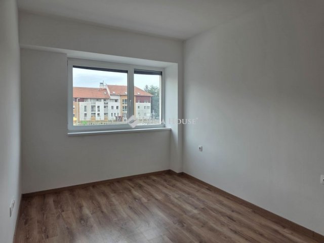 Eladó téglalakás, Budapesten, IV. kerületben 93.7 M Ft, 3 szobás