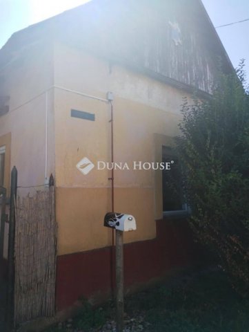 Eladó családi ház, Rákóczifalván 20 M Ft, 2 szobás