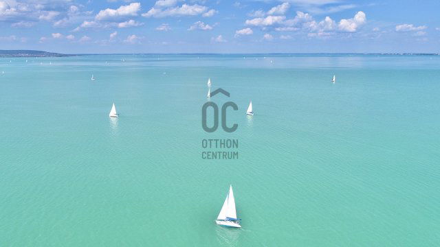 Eladó téglalakás, Siófokon 129.9 M Ft, 3 szobás