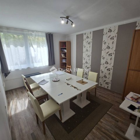 Kiadó téglalakás, albérlet, Kecskeméten 150 E Ft / hó
