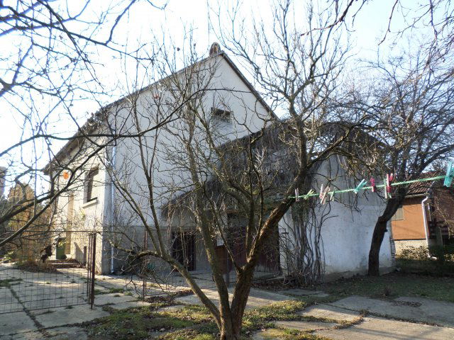 Eladó családi ház, Martonvásáron 87.5 M Ft, 5 szobás
