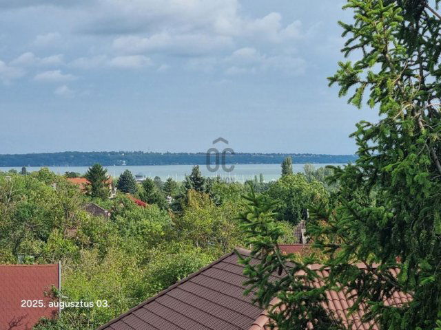 Eladó családi ház, Balatonkenesén 76 M Ft, 3 szobás