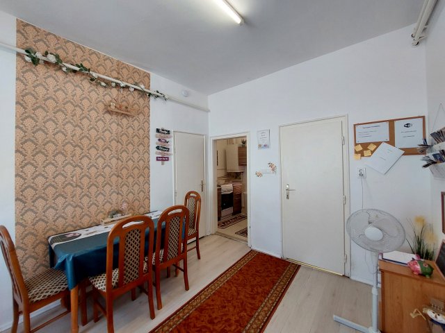 Eladó családi ház, Szegeden 85 M Ft, 2 szobás