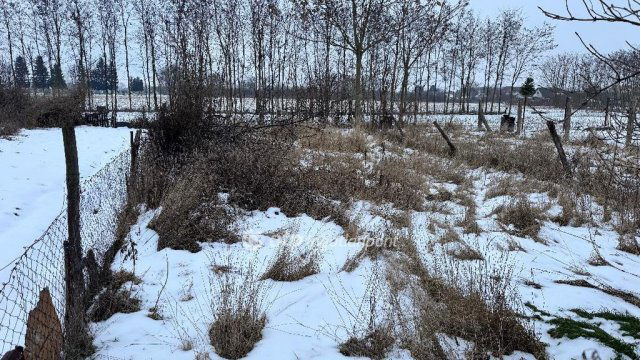 Eladó sorház, Mezőlakon 8.9 M Ft, 2 szobás