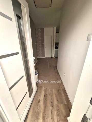 Eladó családi ház, Pusztaszabolcson 74.99 M Ft, 3 szobás